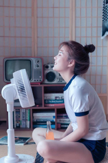 女士不遮阴内搭图片